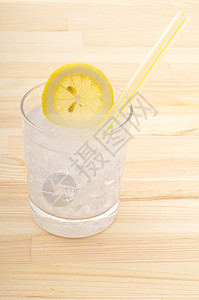 新鲜柠檬水饮料 冰 夏天 液体 寒冷的图片