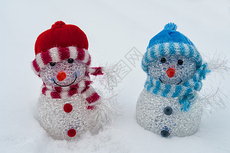 白圣诞节 - 快乐的蓝红雪人图片