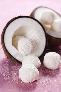 椰子糖 曲奇饼 小吃 吃 糖果 喜悦 奶油 甜点 坚果图片