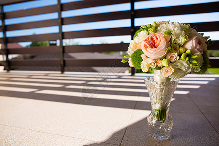 婚礼花束 鲜花 玫瑰 美丽的花束 开花 浪漫的图片