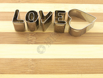 爱和面包切面板 浪漫的 可口 婚礼 心 饼干 面包板背景图片
