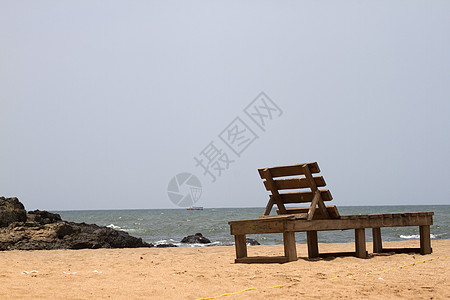 沙滩上的木板床 印度果阿 天堂 假期 海 夏天图片