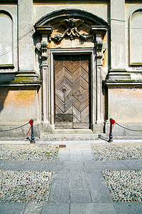 旧门入口的老教堂门口 意大利教堂圣安托阿通尼诺 Antonino 图片