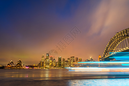 悉尼海港夜间全景从Kirribilli观看 黄昏 港口图片