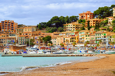 西班牙马洛卡 地中海地中海索勒港度假镇图片