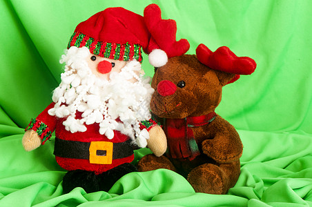 a 圣诞木偶 帽子 动物 狗 玩具娃娃 可爱的 宠物 圣诞老人图片