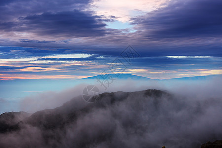 哈莱亚卡拉 可爱岛 国家公园 顶峰 橙子 风景 寒冷的 山 岩石图片