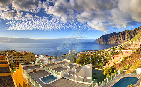 旅馆屋顶上游泳池 全景岛 洛斯吉冈托斯 特纳里费 加那利群岛图片