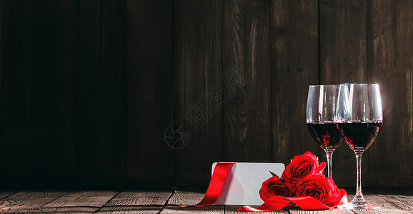 葡萄玫瑰和卡片情人节图片