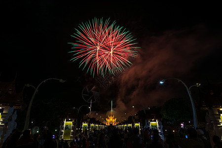 皇室2018年新年活动彩虹烟花 周年纪念日 佛教 寺庙图片