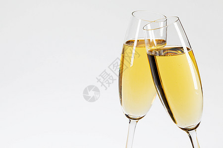 两杯香槟酒 嘶嘶声 碰杯 长笛 祝贺 夫妻 假期 派对图片
