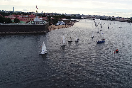 圣彼得堡游艇节 在河内小洞 蓝色的 导航 水 旅行图片