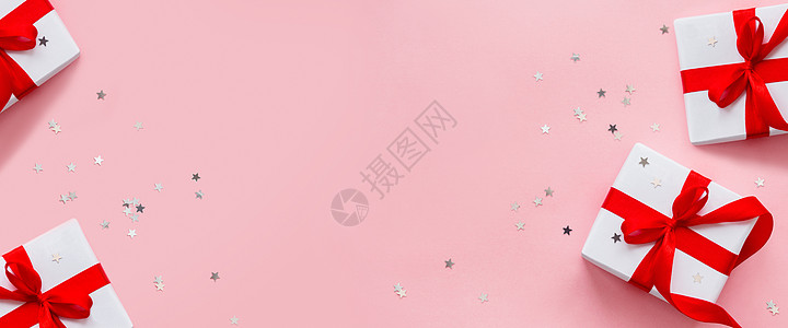 粉红背景wi上白包装纸上的赠品横幅 Banner 图片
