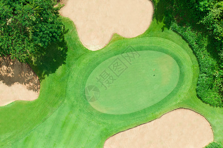 高尔夫球场空中观景图片