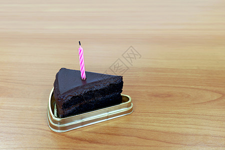 HBD 蛋糕巧克力深色 1 件新月形 吹蛋糕蜡烛棕色 桌木生日快乐一周年 快乐的 面包店图片