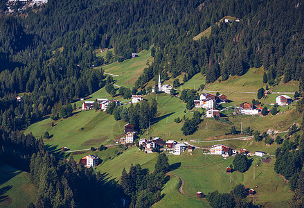 Dolomites山脉和传统村庄 北北部 草地 天堂图片