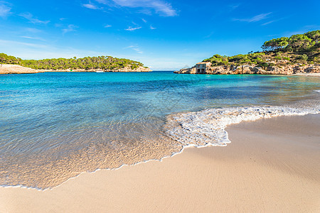 西班牙地中海卡拉萨马拉多美丽的海滨湾 马洛卡岛 Cala S'Amarador 图片