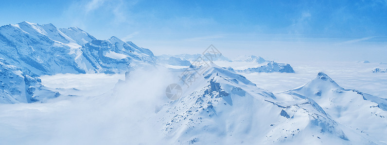 瑞士天空线从西边的天线上的 雪丘 冬天 自然图片