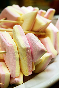 棉花糖甜糖果 高调 生日 饮食 鲜明的色彩 灯火通明 假期和庆祝活动图片