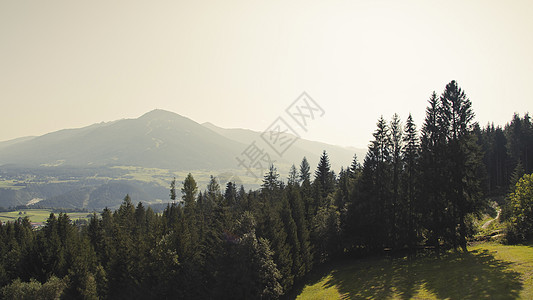 奥地利阿尔卑斯山 穆特拉姆 登山 远足 国家的 蓝色的图片
