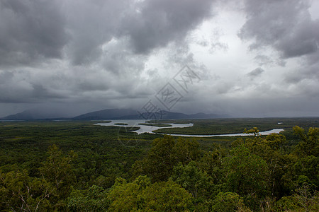 澳大利亚昆士兰州湿热带高地上国家公园世界遗产的空中景观 假期 风景图片