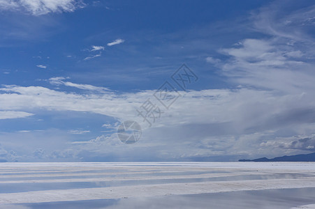 玻利维亚 南美洲 制盐 盐 反射 天空 盐滩 乌尤尼盐沼图片