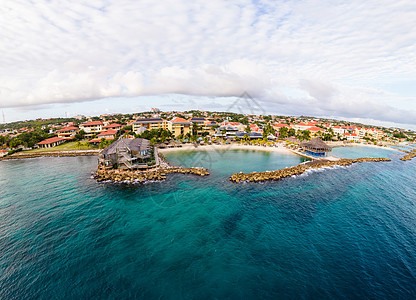 热带热带豪华度假胜地Curacao 配有鲜水海滩和棕榈树 奢侈假期Curacao 游泳 加勒比图片