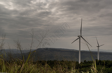 Lantakong大坝山上的Lamakhong风涡轮发电机 天空 假期图片