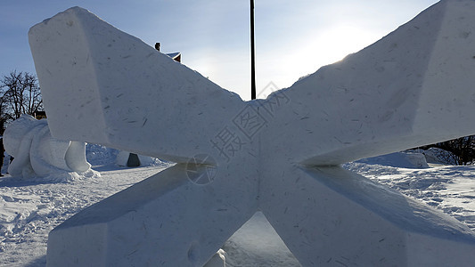 艺术 冬季在瑞典北部基律纳雪雪中心的一个广场上雕冰的石刻 旅行 玻璃图片