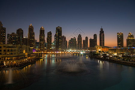 水池景观迪拜的音乐喷泉 购物中心 城市 酋长国 建筑学 灯光背景
