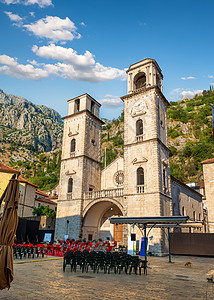 黑山教会图片