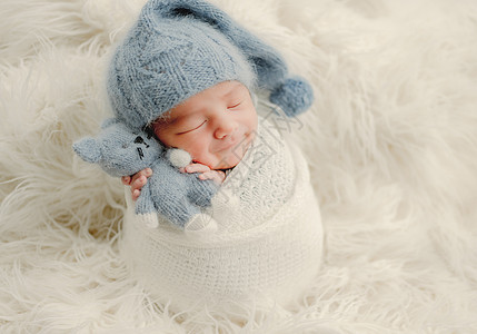 新生儿婴儿男孩肖像 甜的 女性 戏服 休息 圣诞节图片