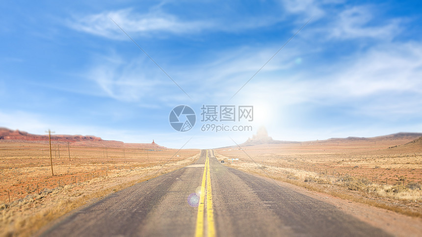 远方道路背景图片