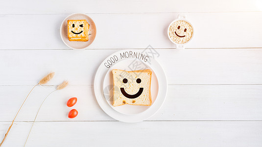 长方形面包微笑早餐设计图片