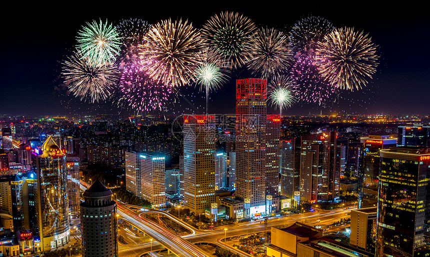 烟花与都市图片