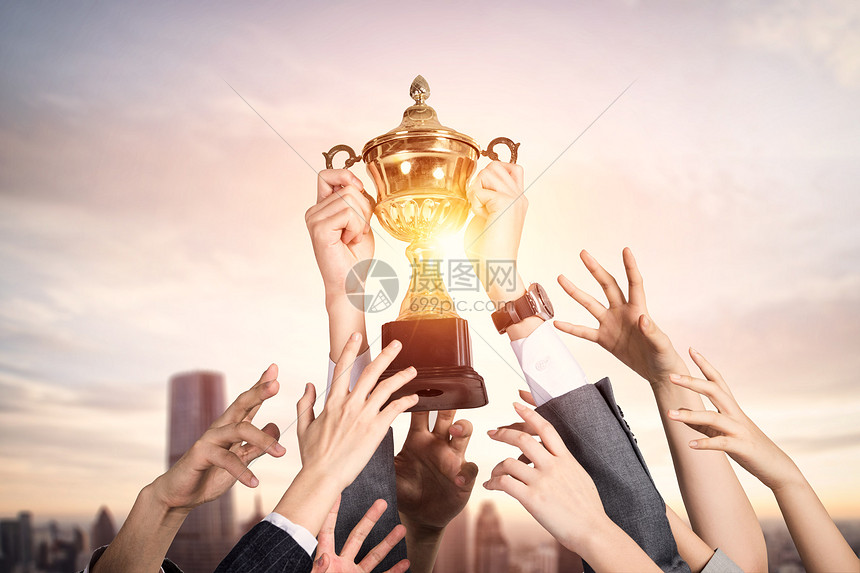 胜利体育公布年度成绩单业绩增长显著未来前景可期