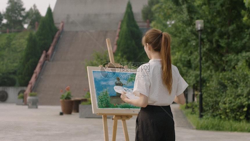 美女绘画gif