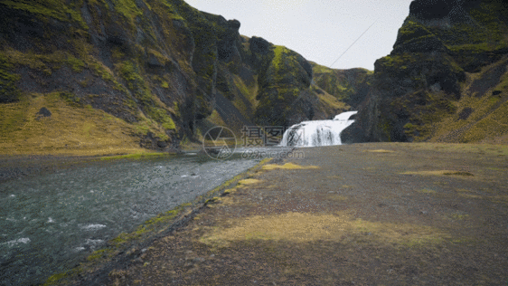 自然风光瀑布河流GIF图片