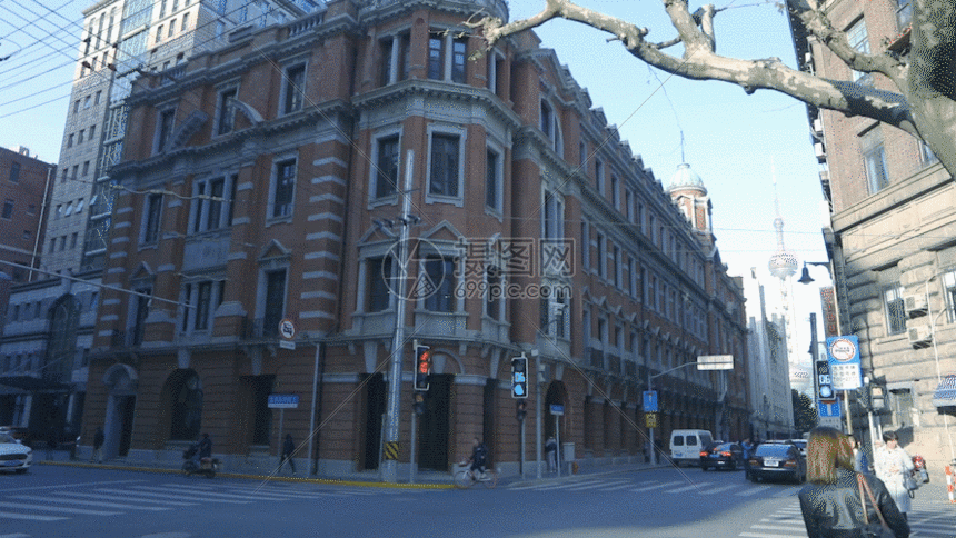 西藏中路上的建筑人流车辆gif动图图片-正版gif素材401099161-摄图网