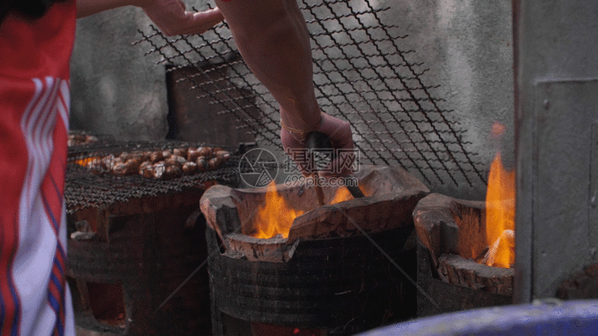 gif动图 实景动图  烧烤烤火木炭慢动作实拍视频gif.gif