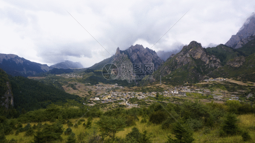 gif动图 实景动图  延时甘肃扎尕那山川gif.,gif