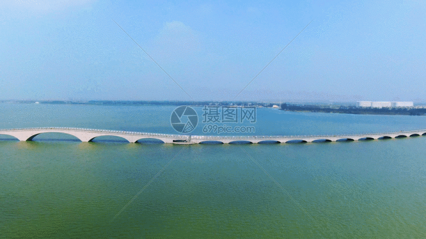航拍上海最大淡水湖泊彩虹桥gif动图图片-正版gif素材401130839-摄