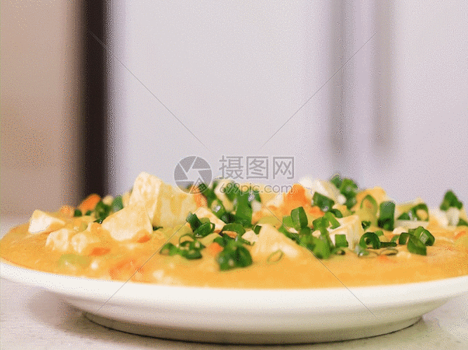 蟹黄豆腐制作成品GIF图片