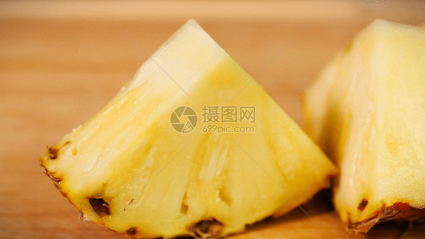 切好的菠萝 gif