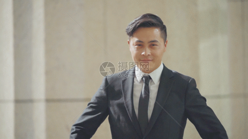 自信的穿西装男士形象gif动图图片-正版gif素材-摄