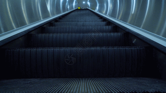 电梯细节上行的手扶电梯GIF高清图片
