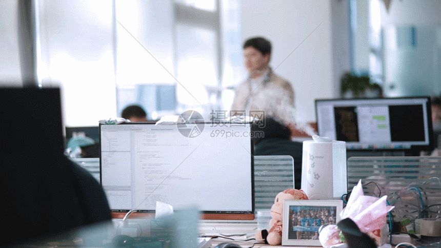 gif动图 实景动图  互联网公司工作场景局部动图gif.gif