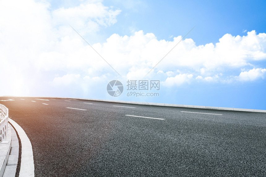 公路天空图片