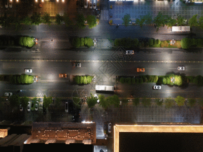 城市倒影夜晚航拍交通GIF高清图片