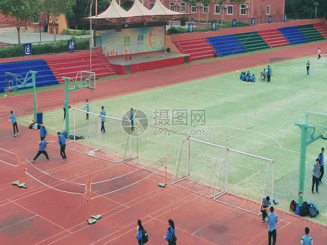 航拍操场gif动图图片-正版gif素材401349166-摄图网